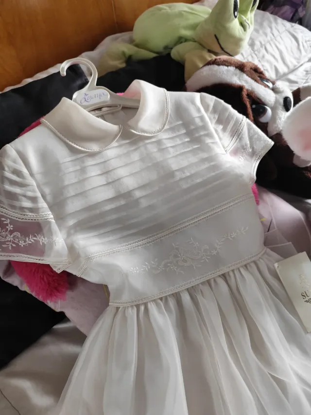 Vestido de Comunión Blanco Roto Talla 8
Nuevo