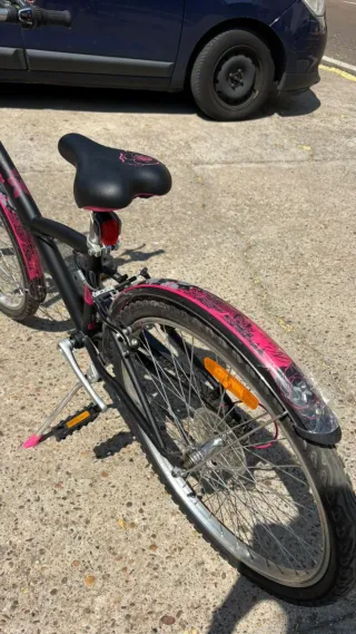 Bicicleta niña 24 " en perfecto estado