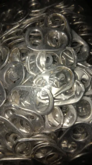 Anillas de latas de refresco. 649 g. 