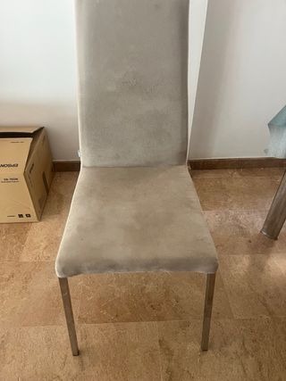 Mesa comedor extensible + 4 sillas
