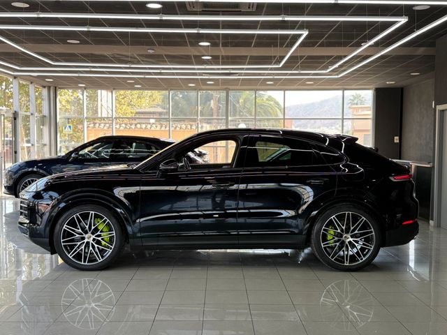Porsche Cayenne COUPE E-HYBRID 2023