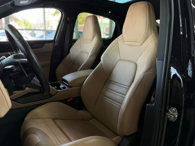 Porsche Cayenne COUPE E-HYBRID 2023