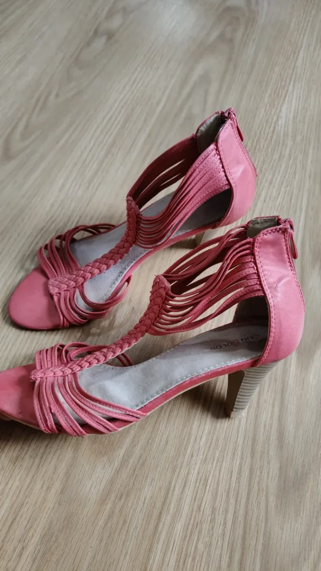 Sandalias tacón coral trenzadas