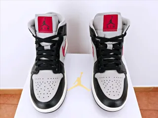 NIKE AIR JORDAN MUJER
