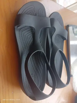 Sandalias Crocs Negras Mujer Talla 38