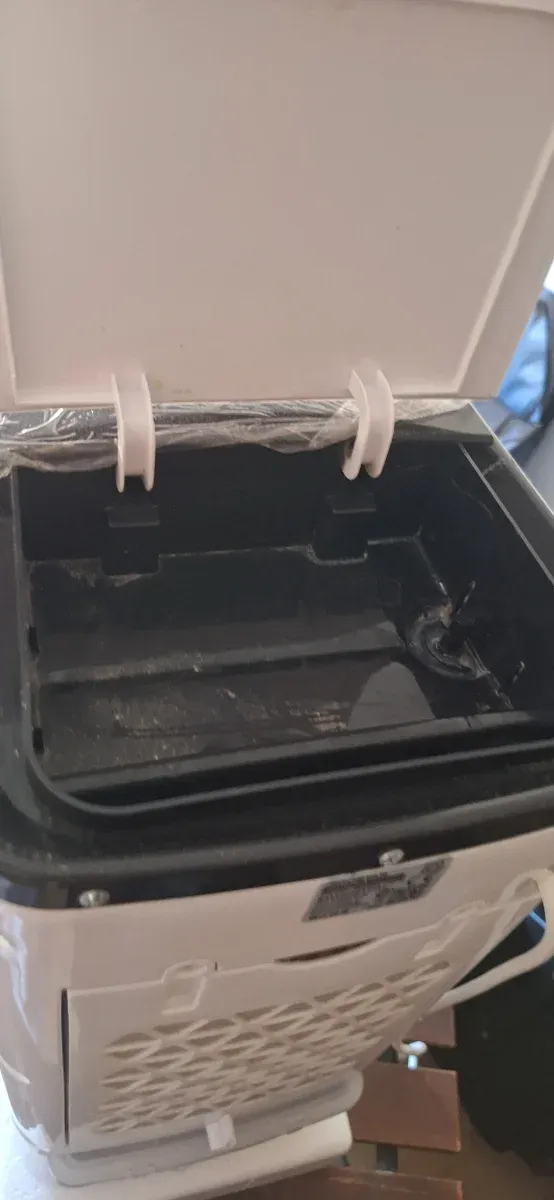 Ventilador AIGOSTAR Blanco y Negro