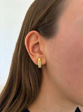 Pendientes Oro Amarillo 18kt 5 Diamantes 
