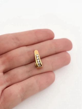 Pendientes Oro Amarillo 18kt 5 Diamantes 

