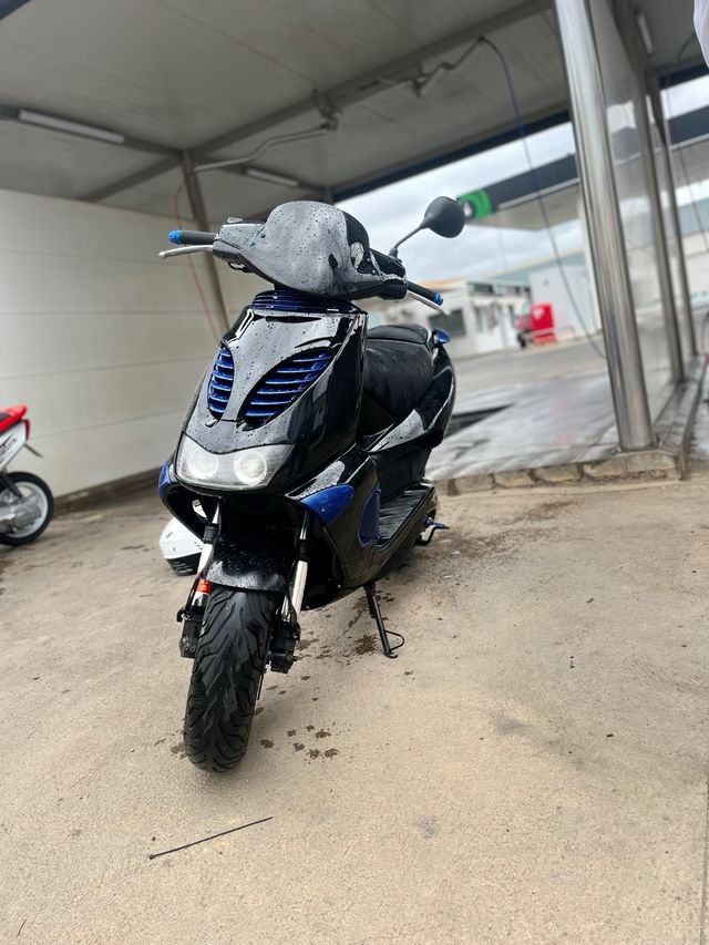 SE INTERCAMBIA POR MOTO DE MARCHA 49cc