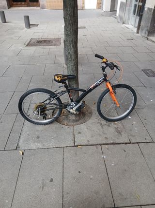 Bicicleta infantil BTWIN naranja 20"

