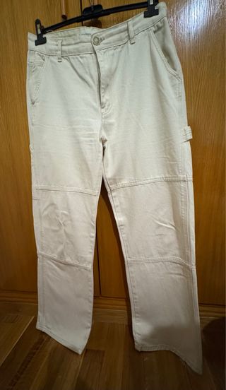 Pantalones beige de trabajo
