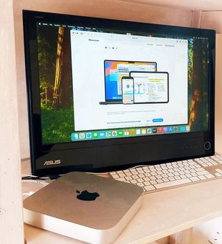 Mac Mini Apple 16GB RAM SSD 240GB