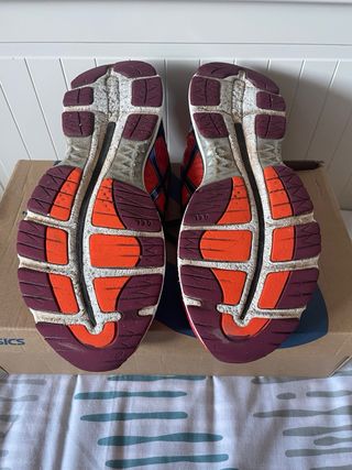 Asics Gel-Nimbus 18 Talla 44 Running Naranja