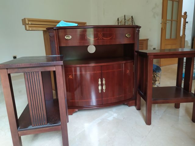 Mesa TV, mesillas y aparador madera
