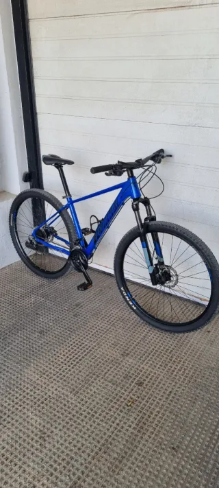Bicicleta de Montaña Azul Talla M