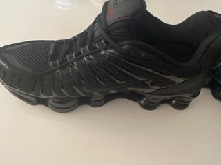 Nike Shox Talla 42 Nuevas con Caja