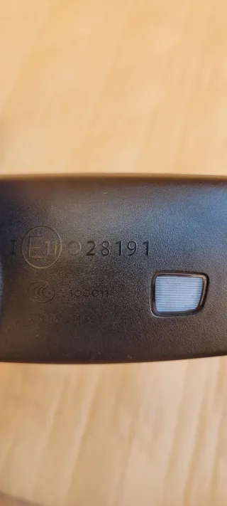 Espejo retrovisor interior Volkswagen con cámara.
