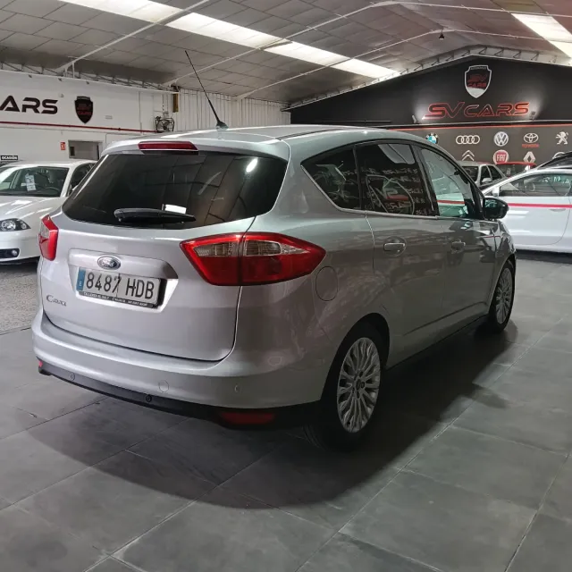 Ford C-MAX 1.6 Tdci 115Cv. Con sólo 97.400 kms.