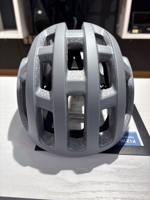 Casco POC Ventral Lite Talla S - Gris
