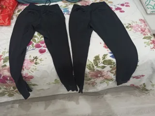 2 Pantalones de chándal negros