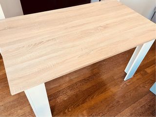 Mesa de comedor/salón + Regalo sillas