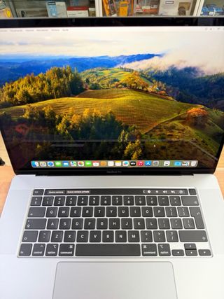 MacBook Pro 16 2019 i7 16GB RAM 500GB SSD