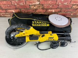 Lijadora de pared Stanley Fatmax EE500S