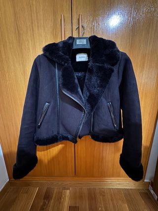 Chaqueta Stradivarius Negra Talla L