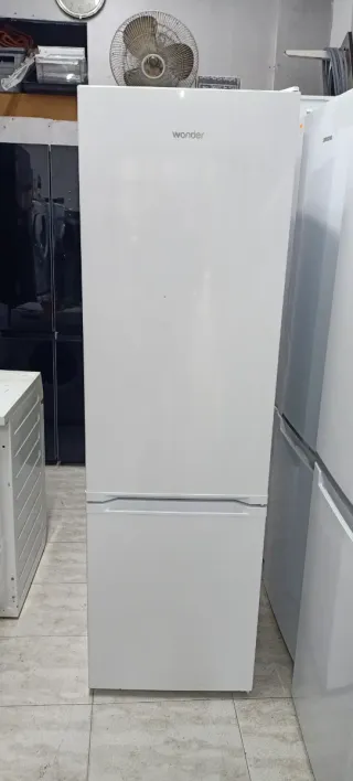 Nevera Combi Wonder Blanca
NO FROST ENERGÍA A+