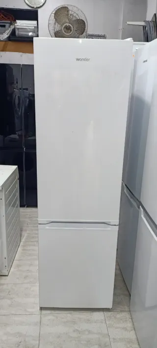 Nevera Combi Wonder Blanca
NO FROST ENERGÍA A+