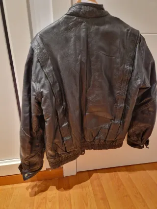 Cazadora Cuero Vintage Negra 