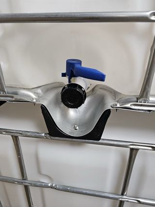 Bidones IBC 1000L con grifo