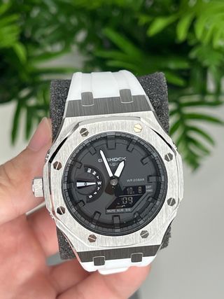 Casio G-Shock GA-2100 CasiOAK Blanco y Negro