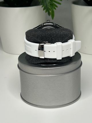 Casio G-Shock GA-2100 CasiOAK Blanco y Negro