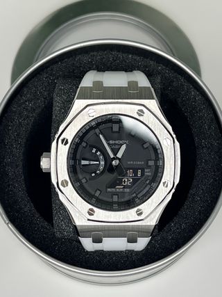 Casio G-Shock GA-2100 CasiOAK Blanco y Negro