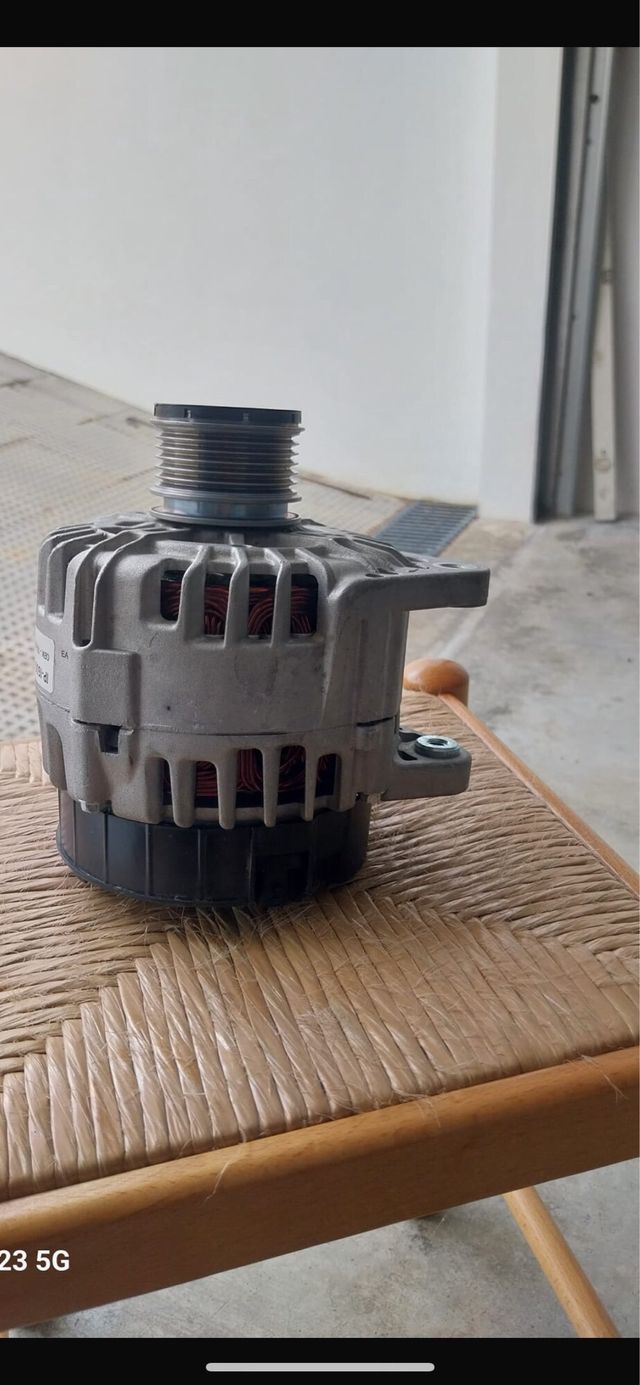 Alternador Renault kangoo 2011