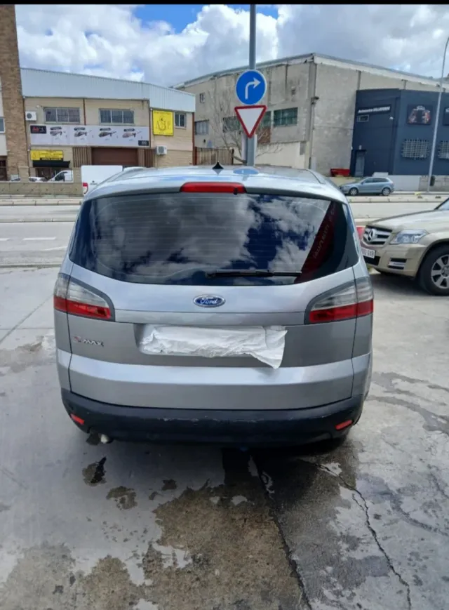 Ford S-MAX 2010