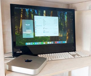 Mac Mini Apple 16Gb RAM SSD240Gb Sequoia Ordenador