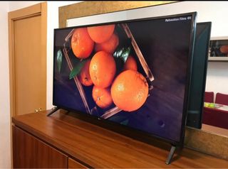 LG Smart TV 55 4K UHD con mando