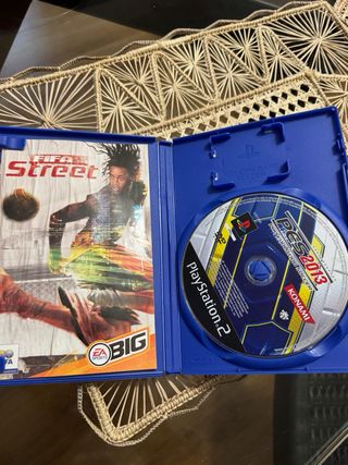 4 Juegos PS2+ pack de cámara con juego incluido