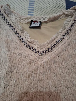 Vestido de invierno beige y multicolor
