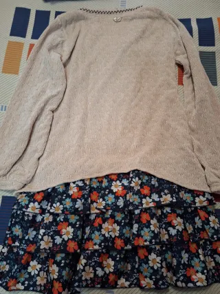 Vestido de invierno beige y multicolor