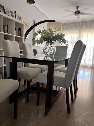 6 Sillas tapizadas comedor beige 