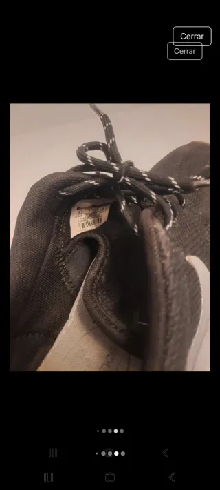 Zapatillas deportivas Nike negras y blancas