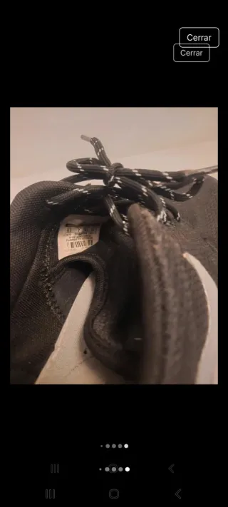 Zapatillas deportivas Nike negras y blancas