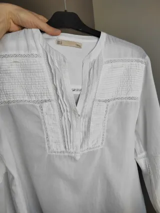 Camisa blanca con encaje mujer