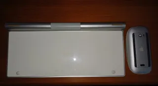 Ratón Magic Mouse y Teclado Apple Bluetooth