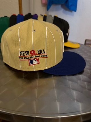 Gorra New Era Beige y Azul Rayas