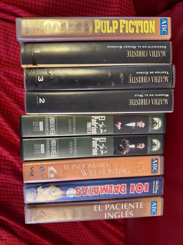 Lote Películas VHS (Pulp Fiction, Agatha Christ