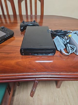 Nintendo Wii U Black + telecomando